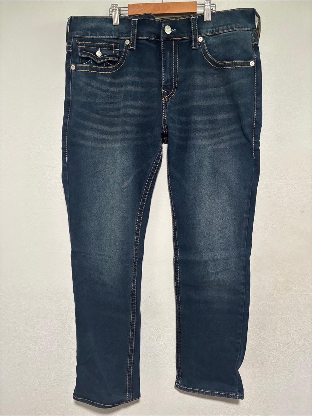 True Religion Men's Dark Blue straight fit  Jeans size 38x32